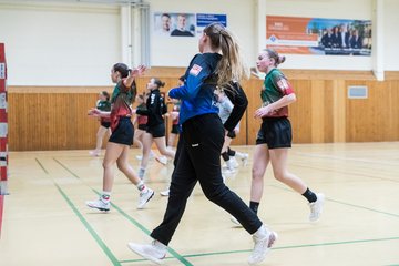 Bild 13 - wCJ TSV Ellerau - HSG Kremperheide/Muensterdorf : Ergebnis: 22:20